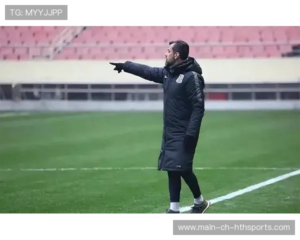 足协裁判评议：申花球员动作不构成犯规，申花 足协